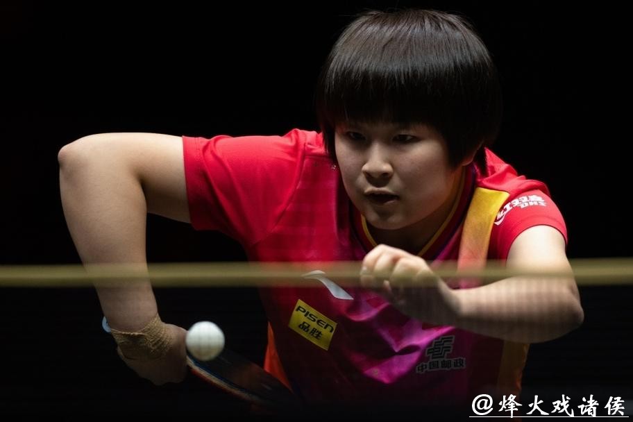 延续良好状态！覃予萱3比1战胜单晓娜，顺利晋级下一轮！